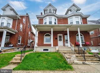 16 E WASHINGTON ST, Fleetwood, PA 19522