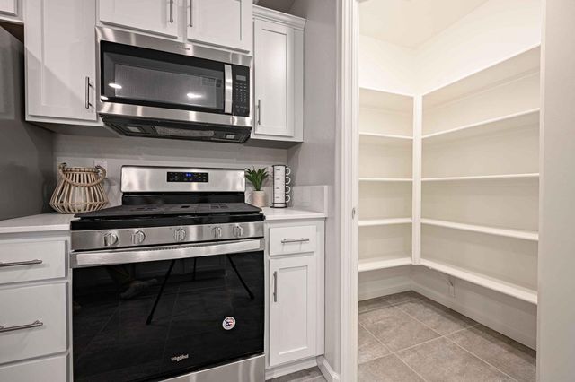 2057 Heidi Avenue # 2047S, Sanger, CA 93657