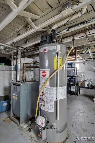 756 Walnut Street, Lockport City, NY 14094