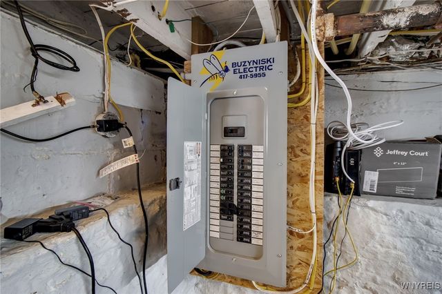 756 Walnut Street, Lockport City, NY 14094