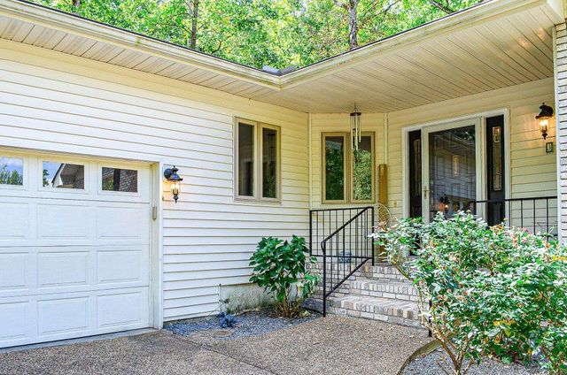 3 Acuedo Lane, Hot Springs Village, AR 71909