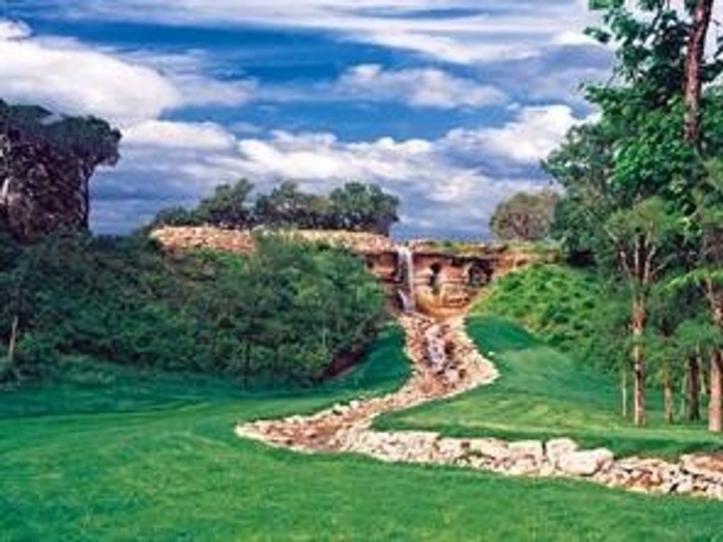 7600 Muirfield Drive, Cleburne, TX 76033