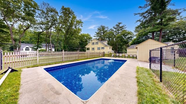 408 Park Street, North Reading, MA 01864