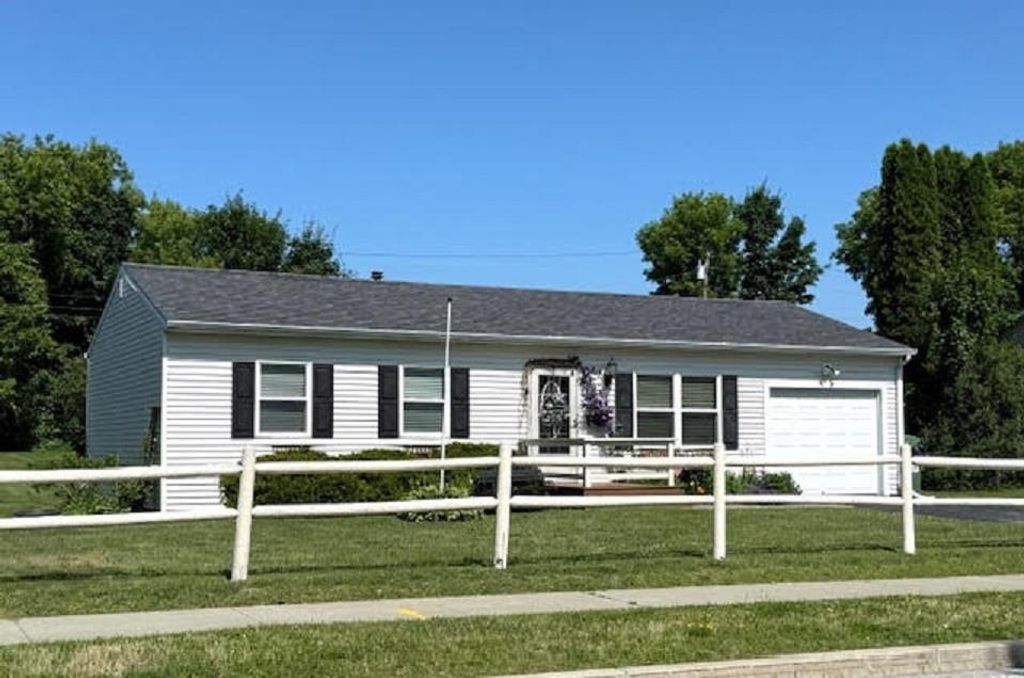 4 Finn Avenue, St. Albans City, VT 05478