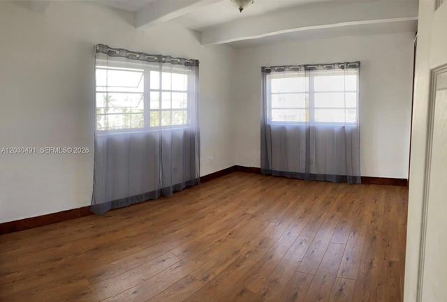 7410 SW 82nd St K401, Miami, FL 33143