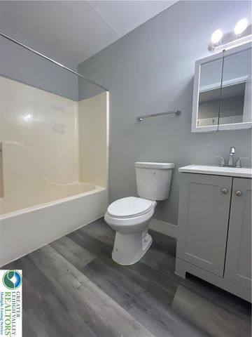 23 Belvidere Street 206, Nazareth Boro, PA 18064
