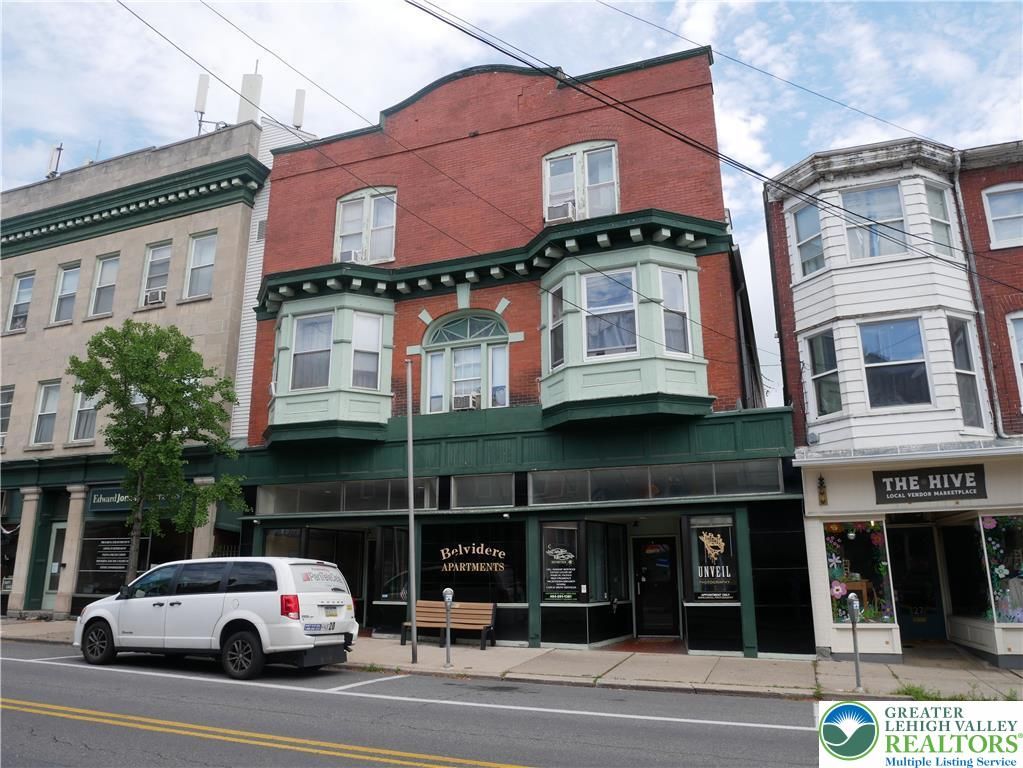 23 Belvidere Street 206, Nazareth Boro, PA 18064