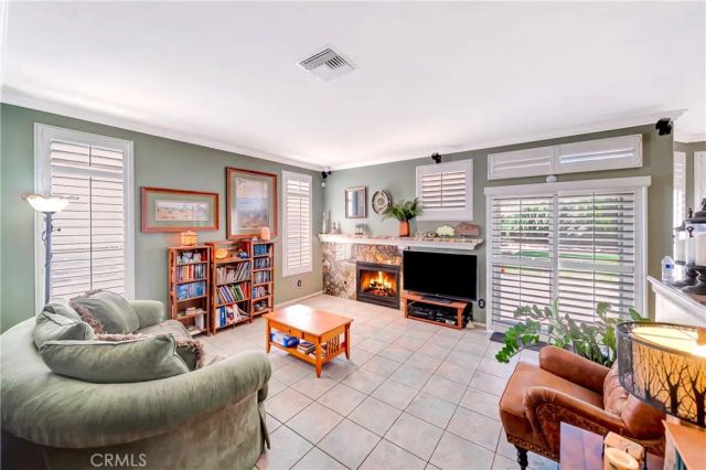 42025 Allan Drive, Lancaster, CA 93536