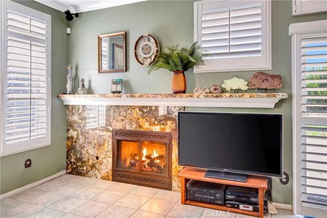 42025 Allan Drive, Lancaster, CA 93536
