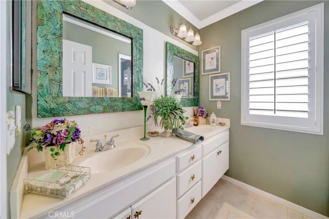 42025 Allan Drive, Lancaster, CA 93536