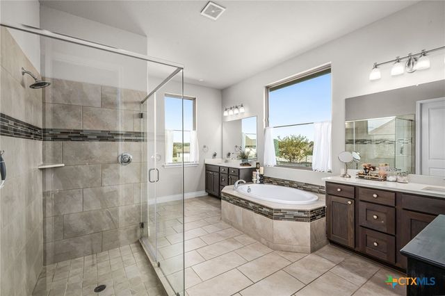 1177 Nutmeg Trail, New Braunfels, TX 78132
