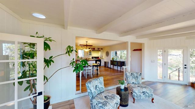 34924 Tock Ln, Gualala, CA 95445