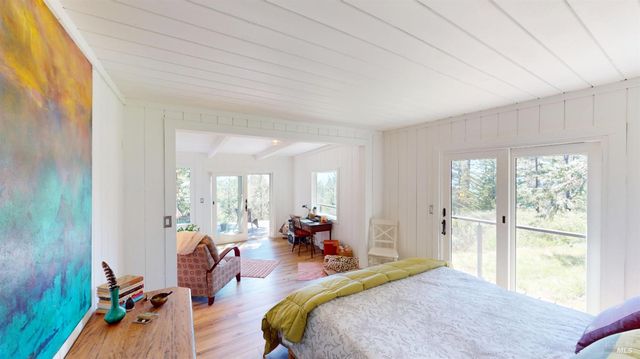 34924 Tock Ln, Gualala, CA 95445