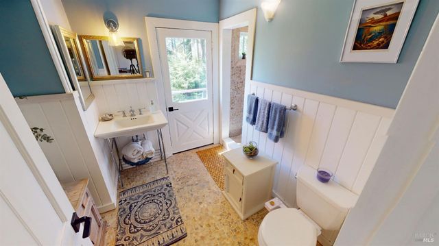 34924 Tock Ln, Gualala, CA 95445