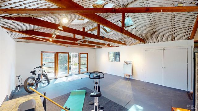 34924 Tock Ln, Gualala, CA 95445