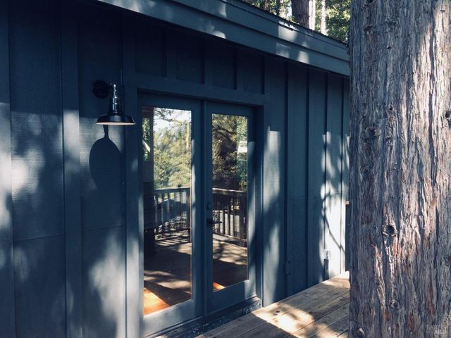 34924 Tock Ln, Gualala, CA 95445