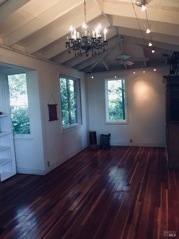 34924 Tock Ln, Gualala, CA 95445