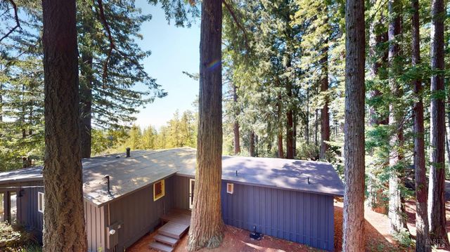 34924 Tock Ln, Gualala, CA 95445