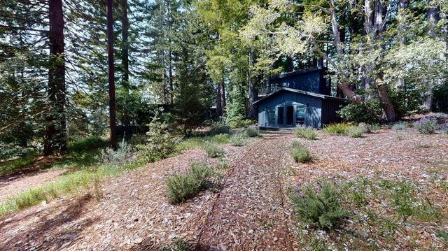 34924 Tock Ln, Gualala, CA 95445