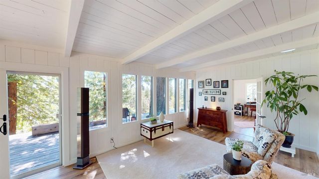 34924 Tock Ln, Gualala, CA 95445