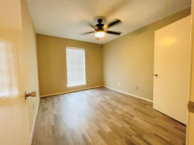 2800 Jeanetta Street 1702, Houston, TX 77063