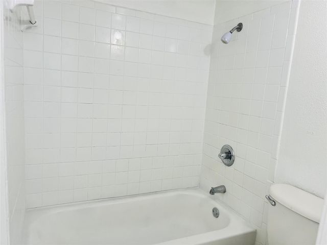 2800 Jeanetta Street 1702, Houston, TX 77063