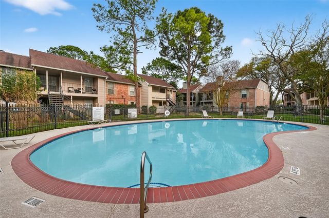 2800 Jeanetta Street 1702, Houston, TX 77063