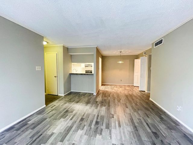 2800 Jeanetta Street 1702, Houston, TX 77063