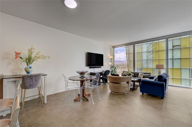 3722 Las Vegas Boulevard 2908, Las Vegas, NV 89158