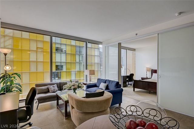 3722 Las Vegas Boulevard 2908, Las Vegas, NV 89158