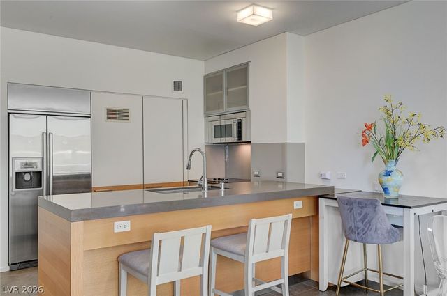 3722 Las Vegas Boulevard 2908, Las Vegas, NV 89158