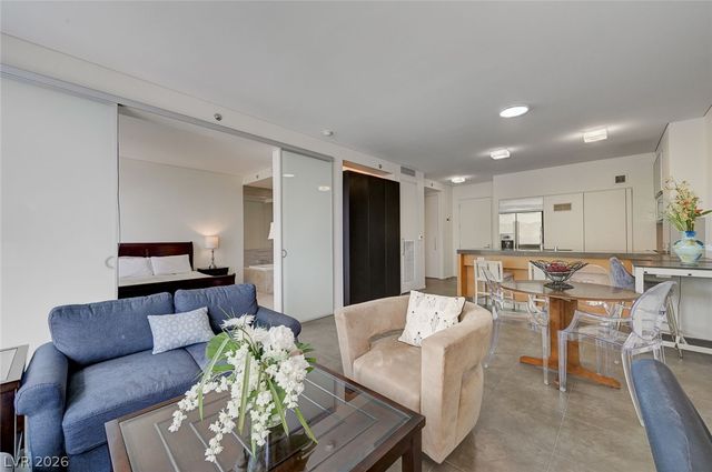 3722 Las Vegas Boulevard 2908, Las Vegas, NV 89158