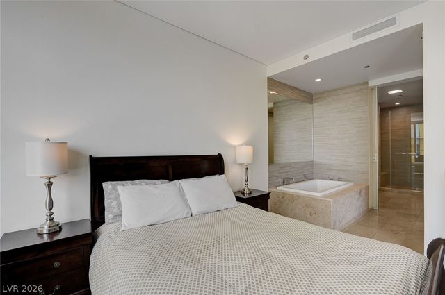 3722 Las Vegas Boulevard 2908, Las Vegas, NV 89158