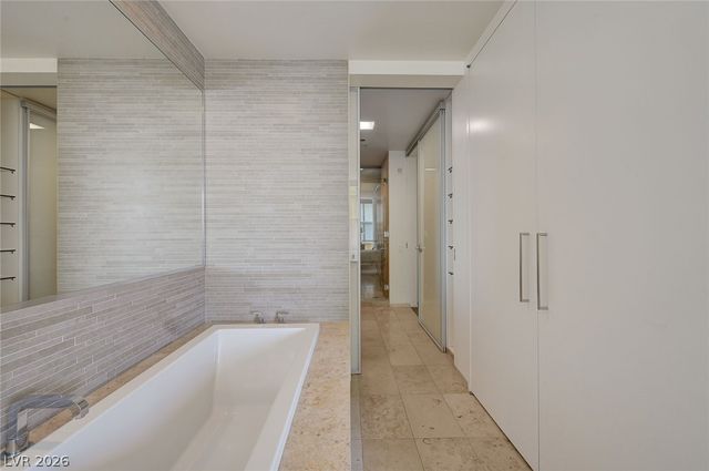 3722 Las Vegas Boulevard 2908, Las Vegas, NV 89158