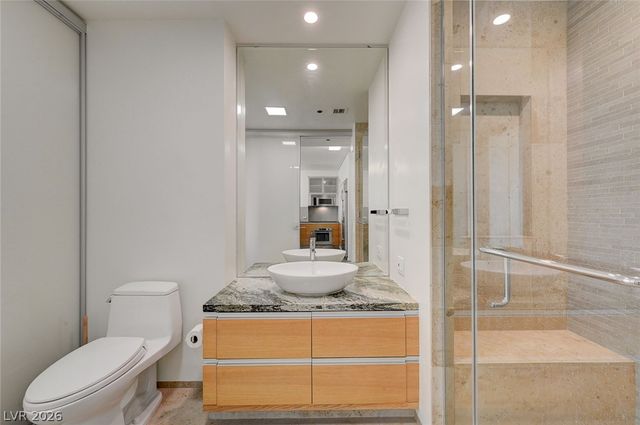 3722 Las Vegas Boulevard 2908, Las Vegas, NV 89158