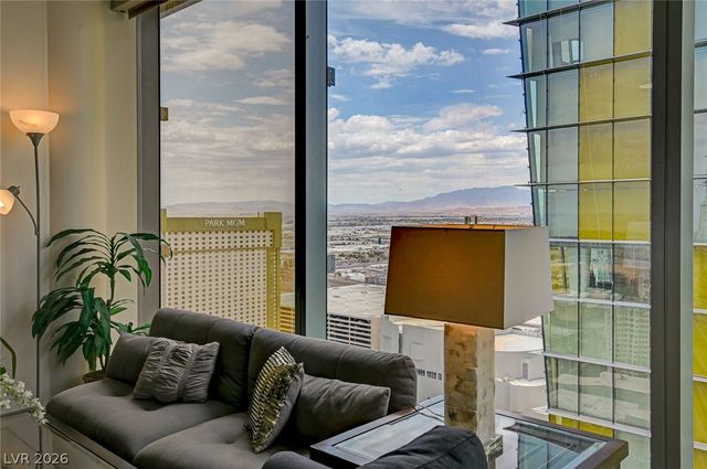 3722 Las Vegas Boulevard 2908, Las Vegas, NV 89158