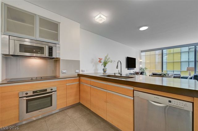 3722 Las Vegas Boulevard 2908, Las Vegas, NV 89158