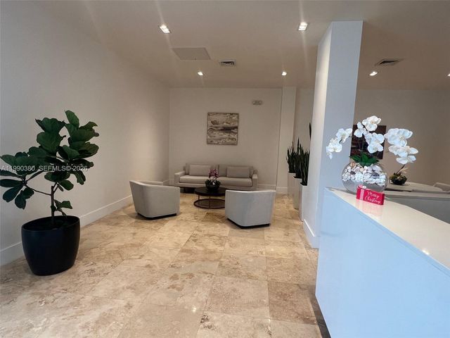 2201 S Ocean Dr 602, Hollywood, FL 33019