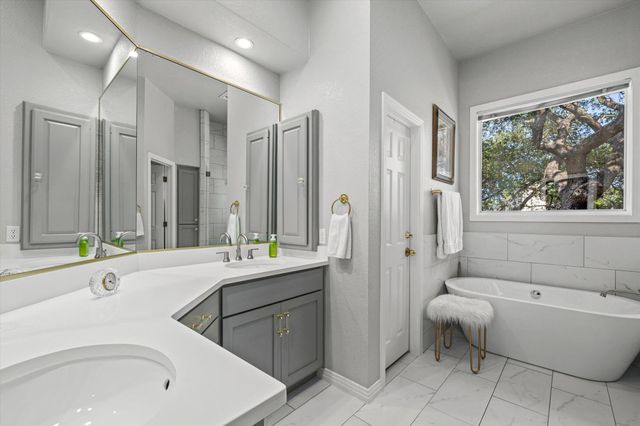 103 El Norte CT, Lakeway, TX 78734