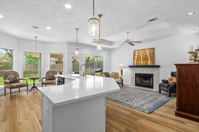 103 El Norte CT, Lakeway, TX 78734