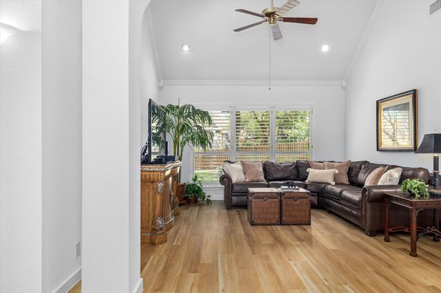 103 El Norte CT, Lakeway, TX 78734