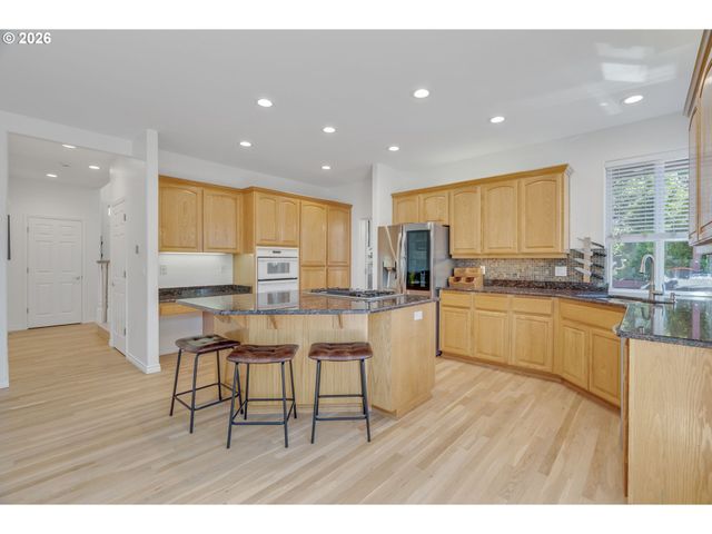14010 Nw TRADEWIND St, Portland, OR 97229