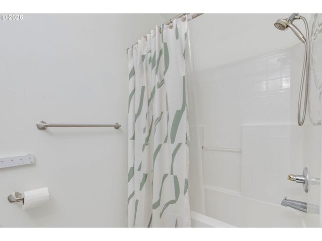 14010 Nw TRADEWIND St, Portland, OR 97229