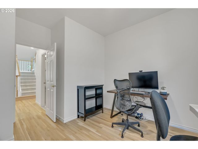 14010 Nw TRADEWIND St, Portland, OR 97229