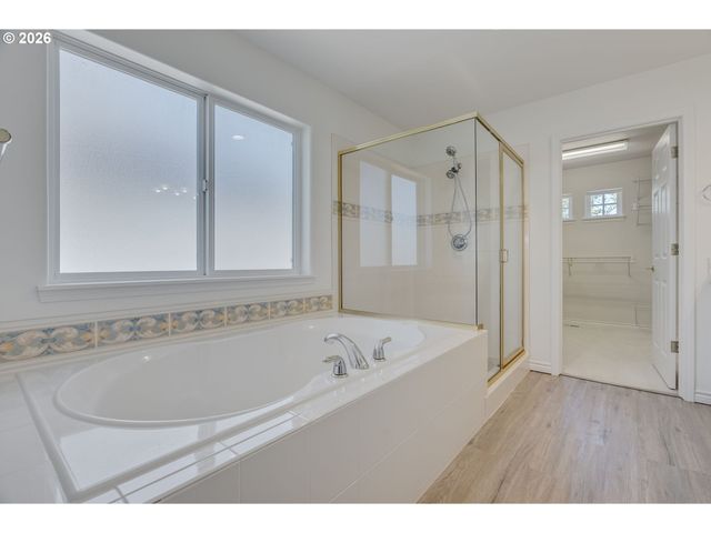 14010 Nw TRADEWIND St, Portland, OR 97229