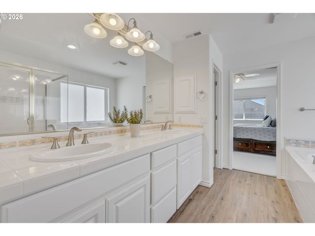 14010 Nw TRADEWIND St, Portland, OR 97229