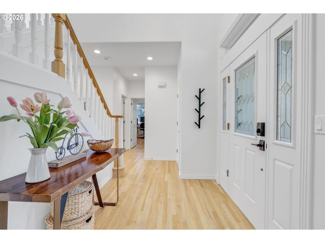 14010 Nw TRADEWIND St, Portland, OR 97229