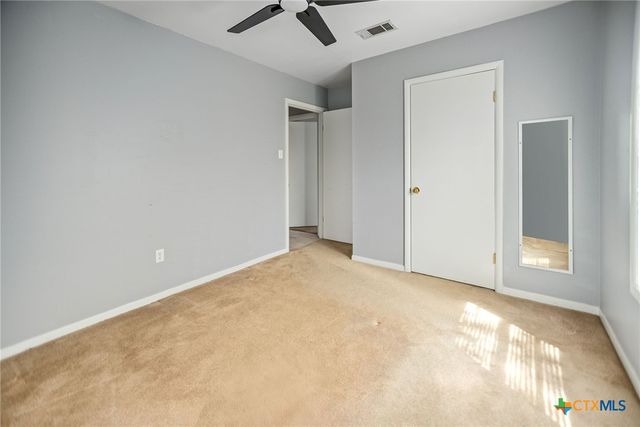 525 Travis Street, Port Lavaca, TX 77979