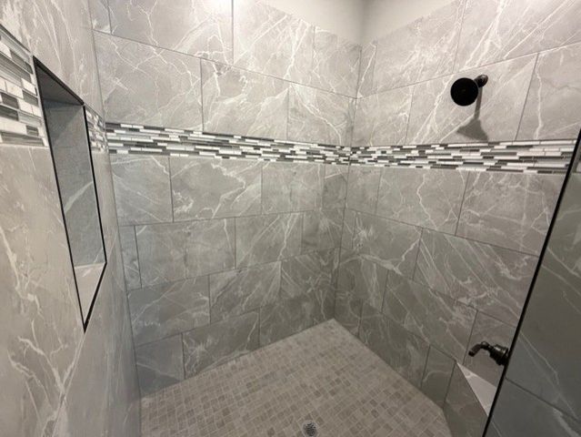 202 Coalson Crossing, Azle, TX 76020