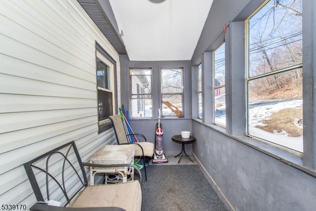 15 Van Dunk Ln, Ringwood Boro, NJ 07456